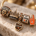 CLVB Gold Charm Bracelet Set PTT